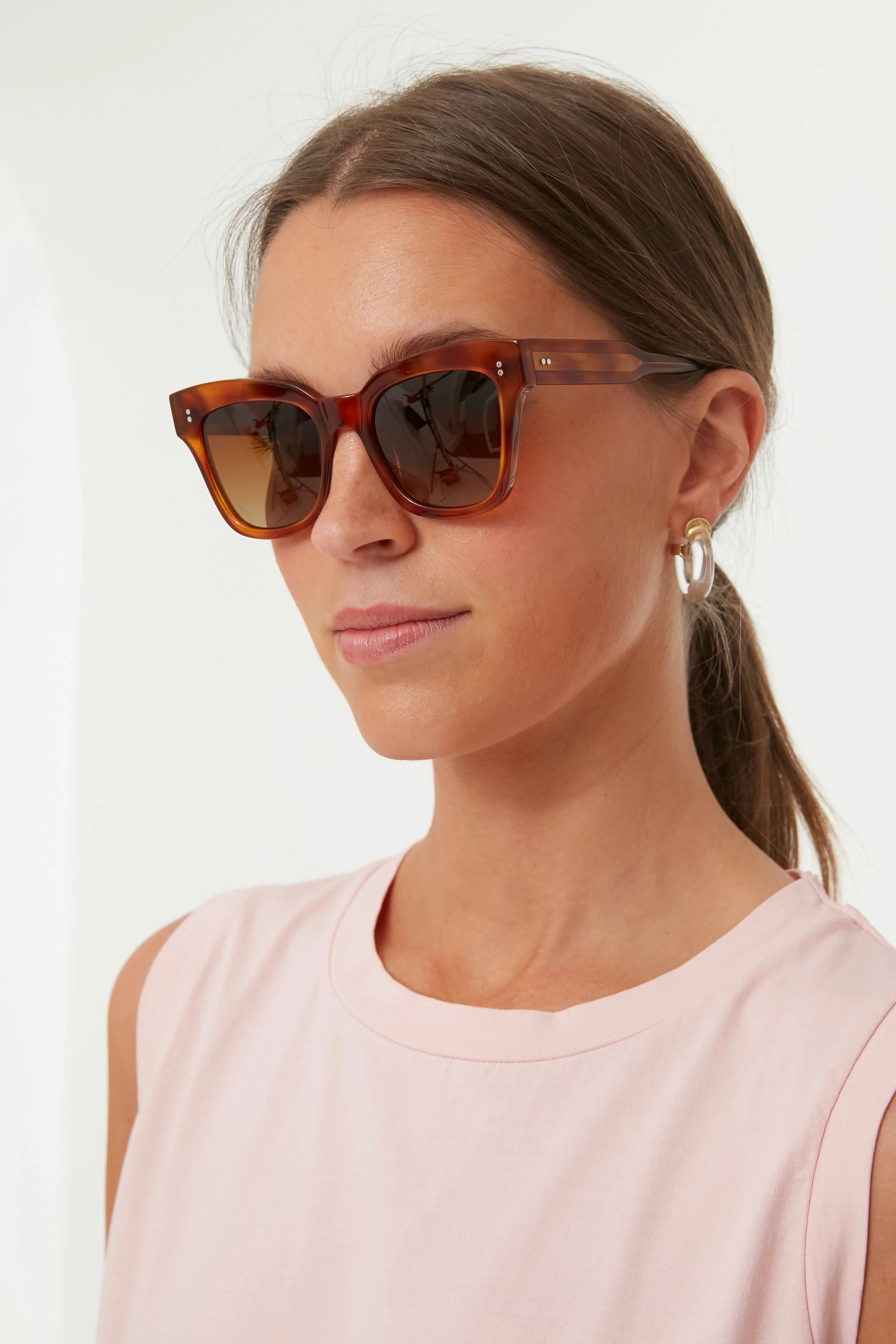 07 Tortoise Sunglasses - Image 2