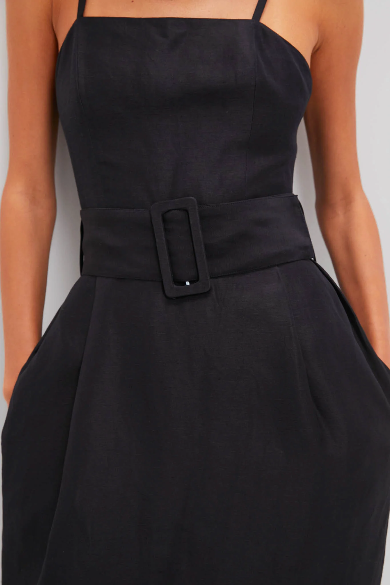 Black Artichoke Dress with Belt - Image 5