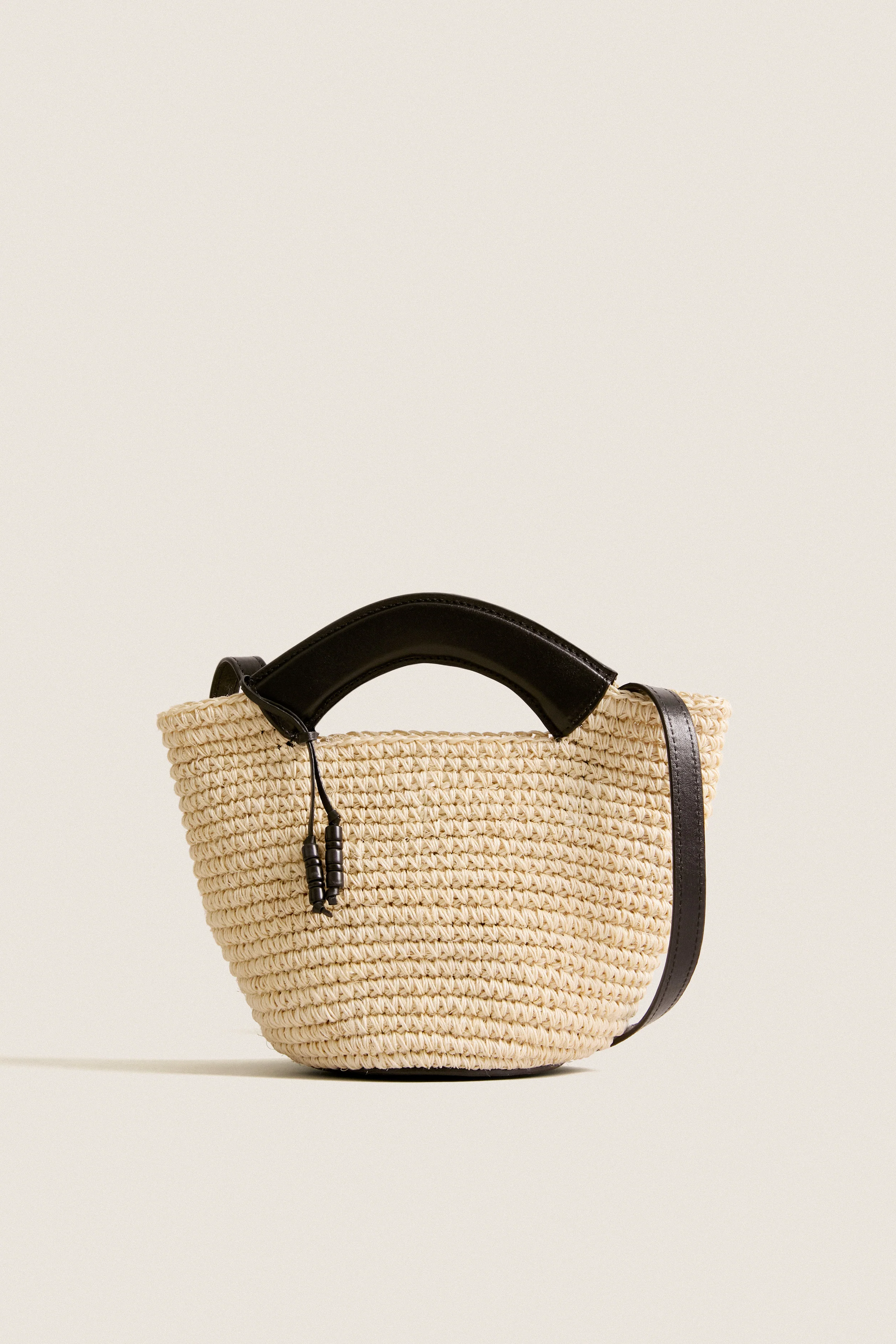 Black Natural Fique Small Shopper