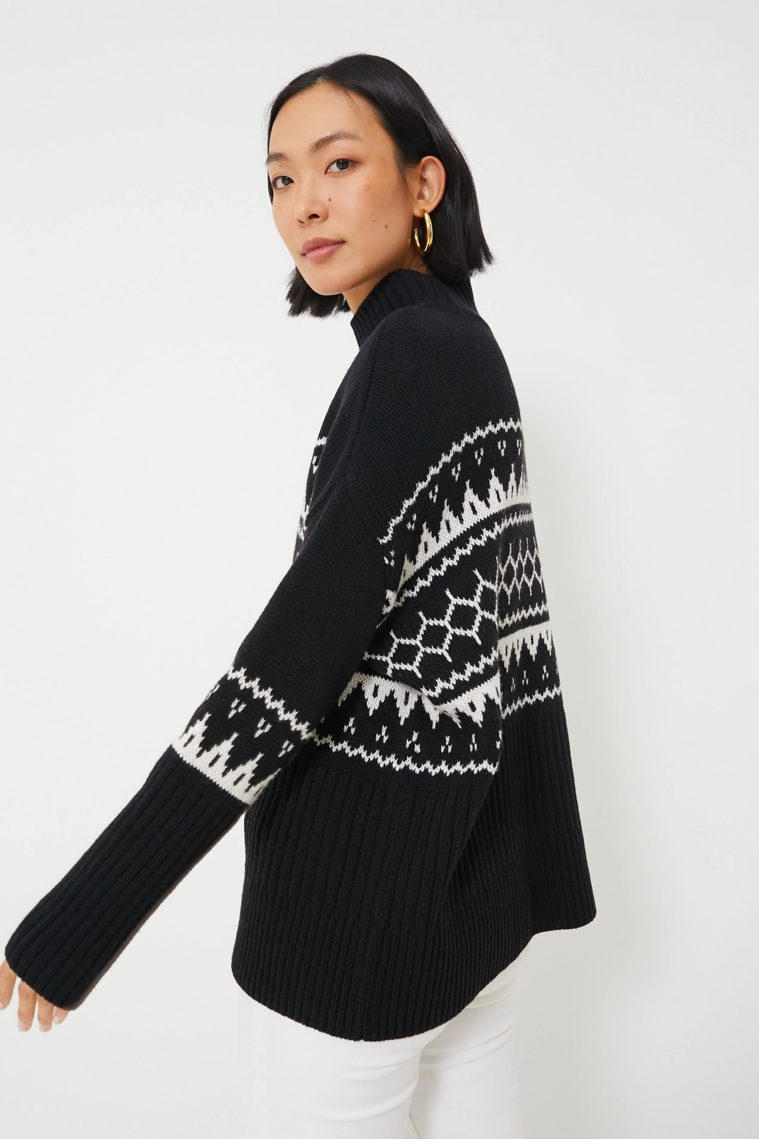 Black Pine Knit Sweater - Image 3