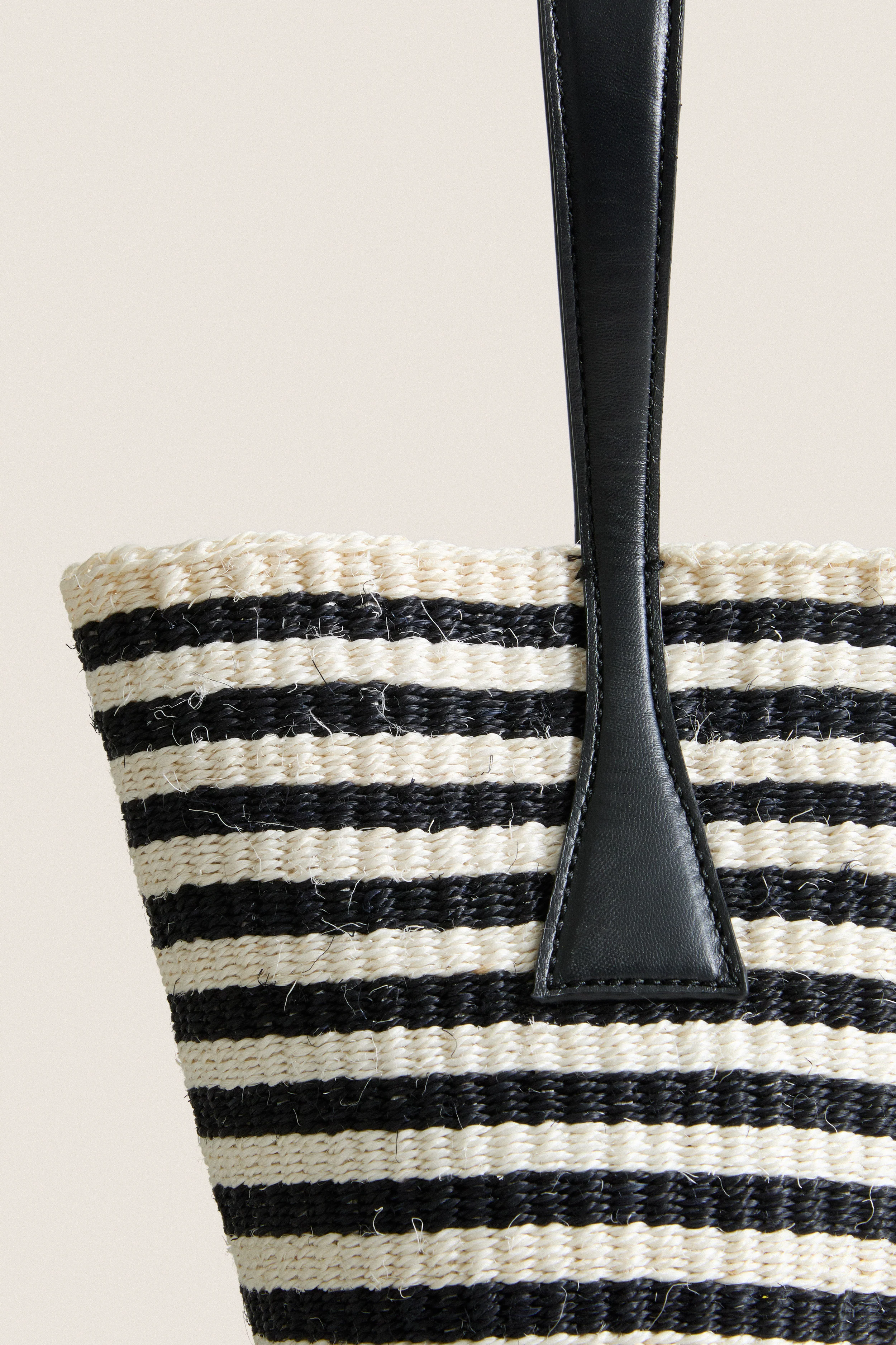 Black Sisal Single Handle Basket - Image 5