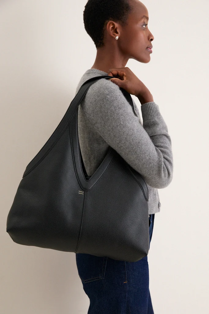 Black Soft M Tote - Image 2