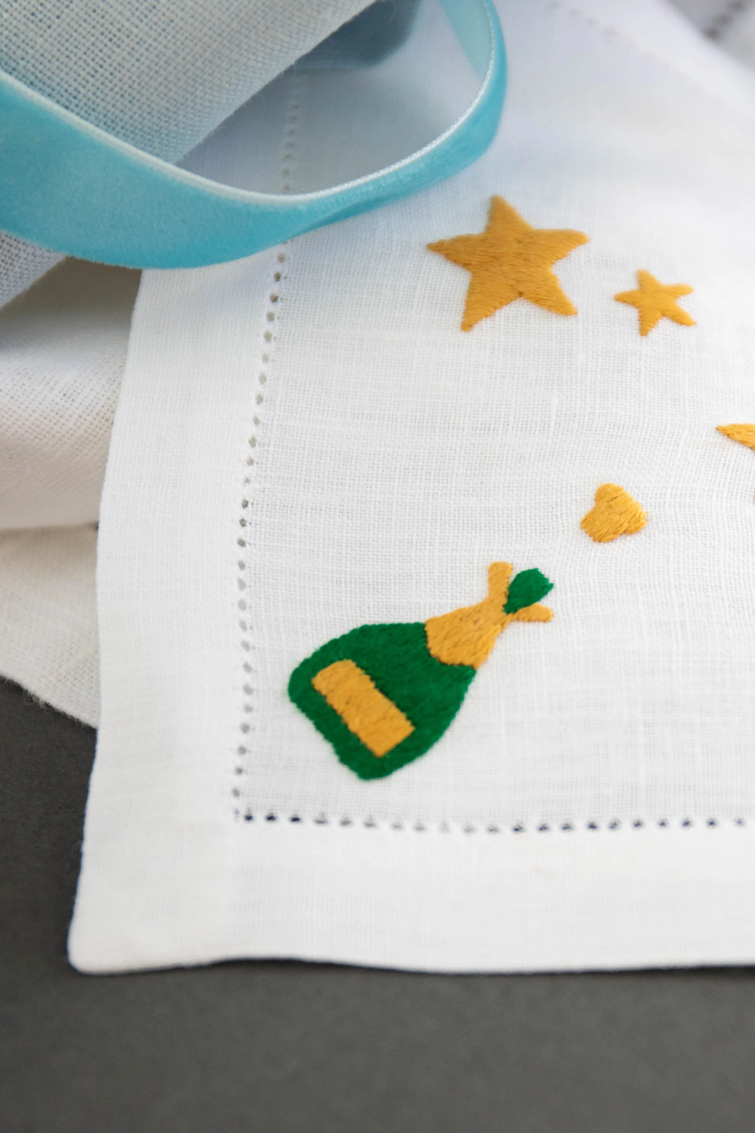 Champagne and Stars Cocktail Napkins Set of 4 - Image 3