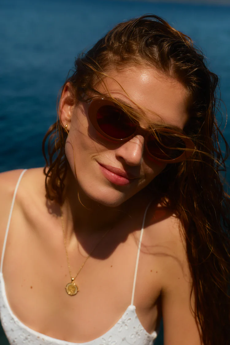 Cinnamon Jeanne Sunglasses - Image 2