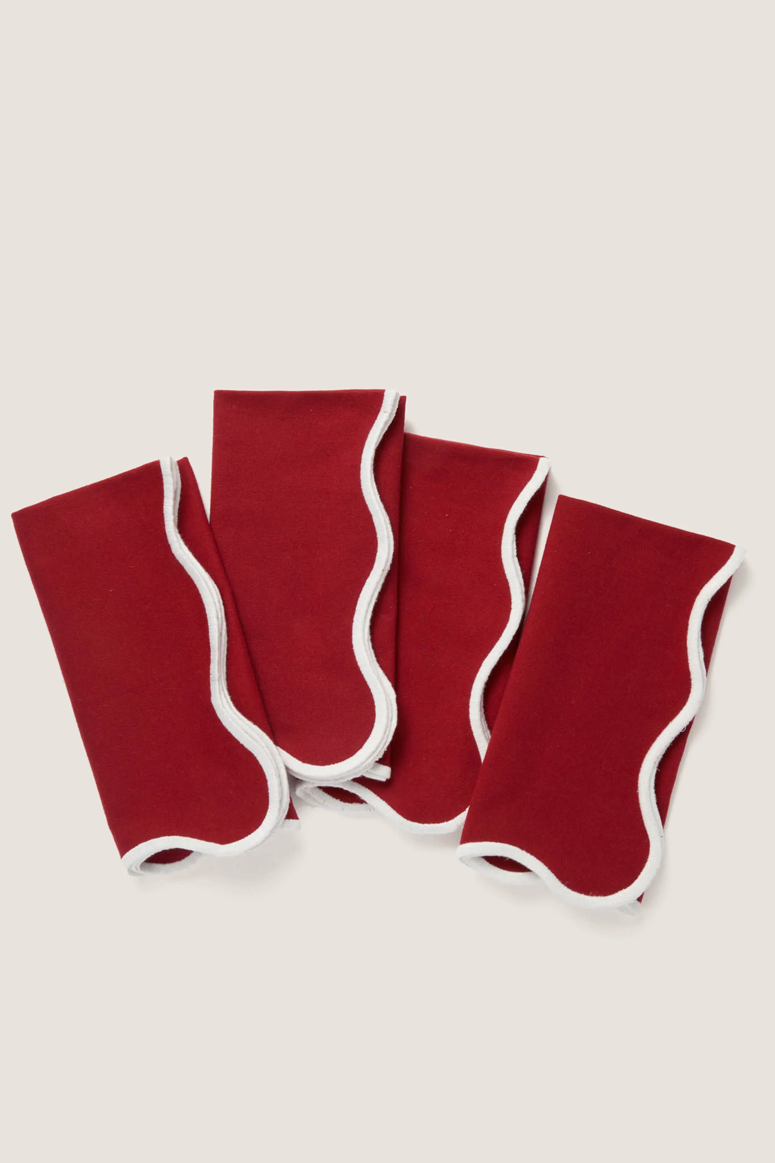 Cranberry and White Scalloped Napkins Set of 4 - Image 4