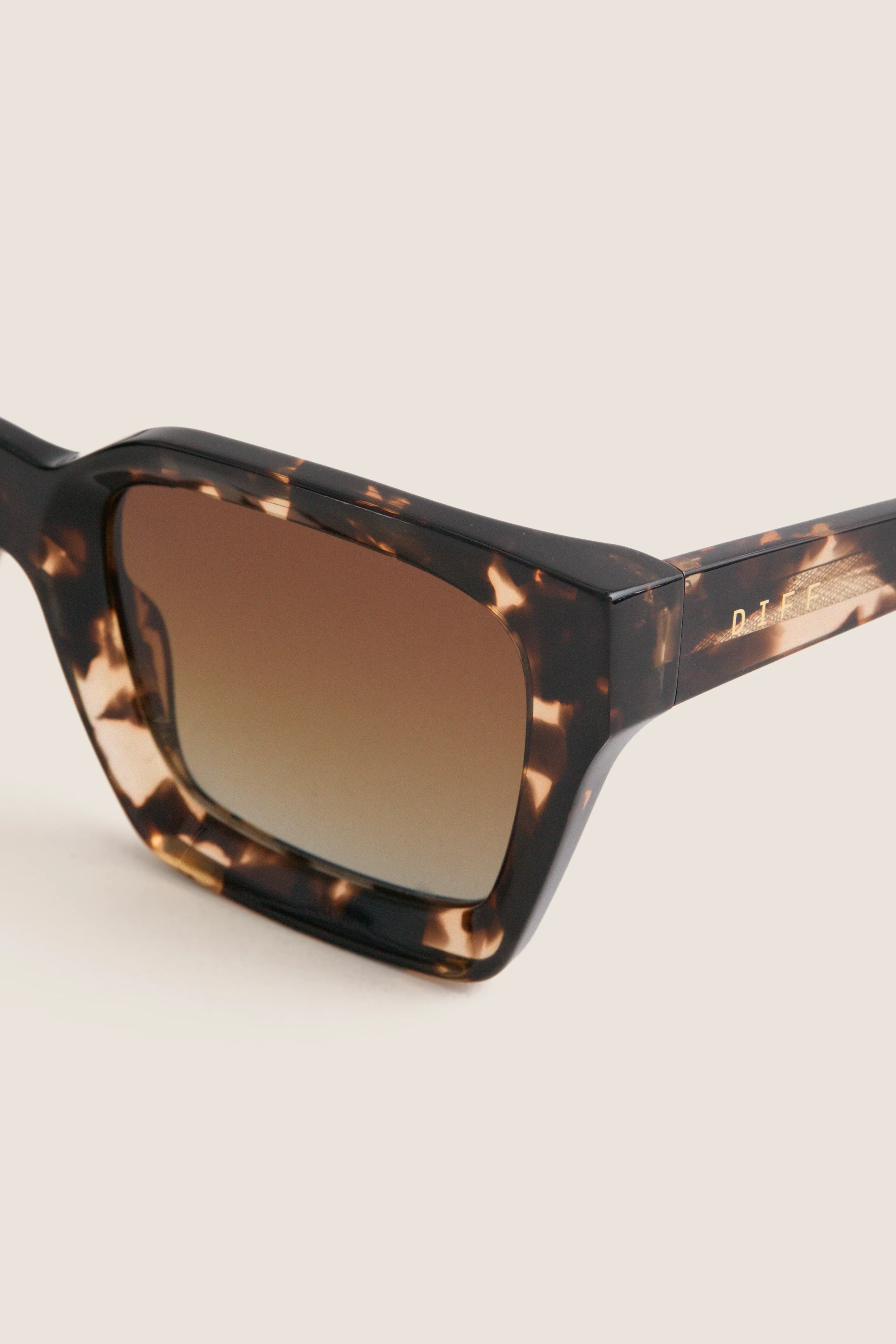 Espresso Tortoise Polarized Greer Sunglasses - Image 5