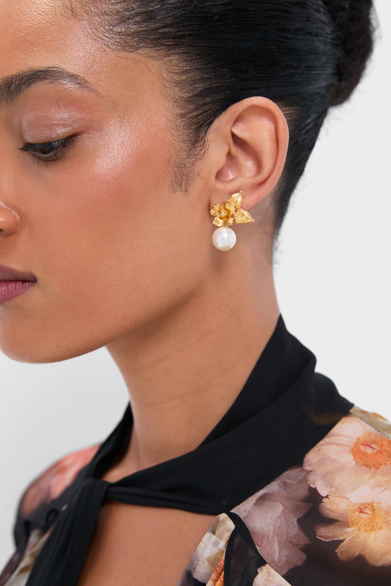 Gold Rici Earrings - Image 2