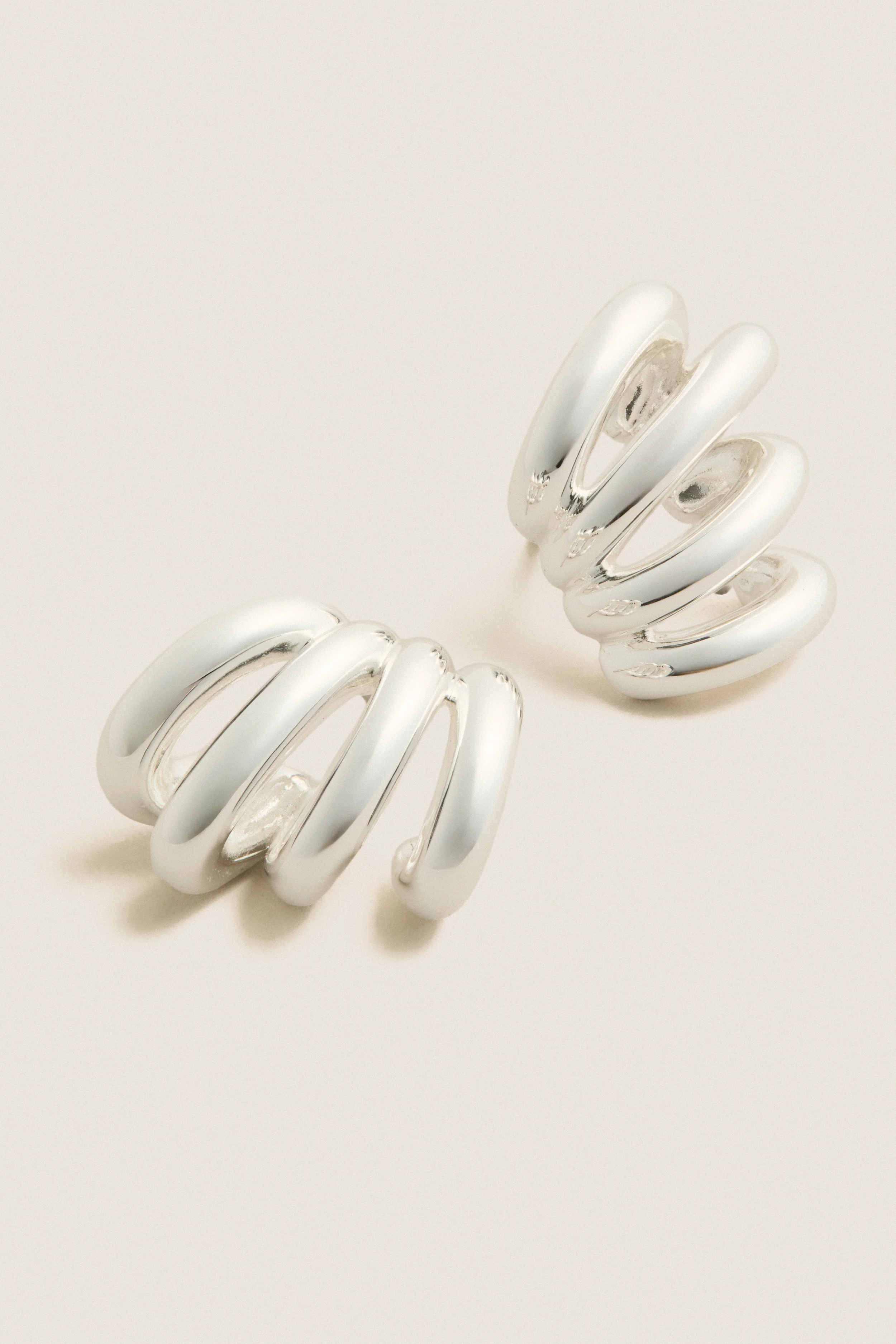High Polish Silver Monroe Earrings - Image 4