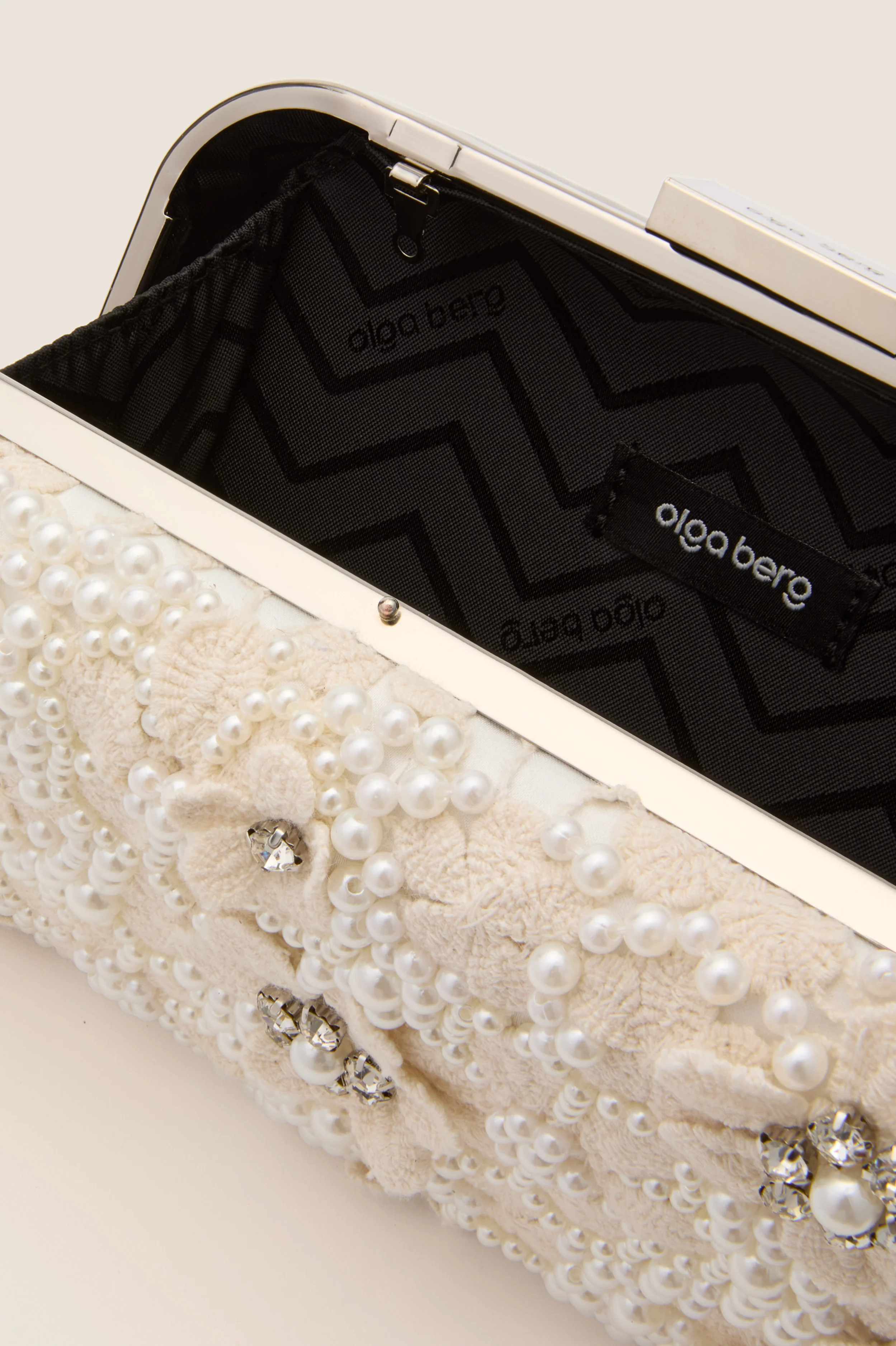 Ivory Beth Encrusted Clutch - Image 7