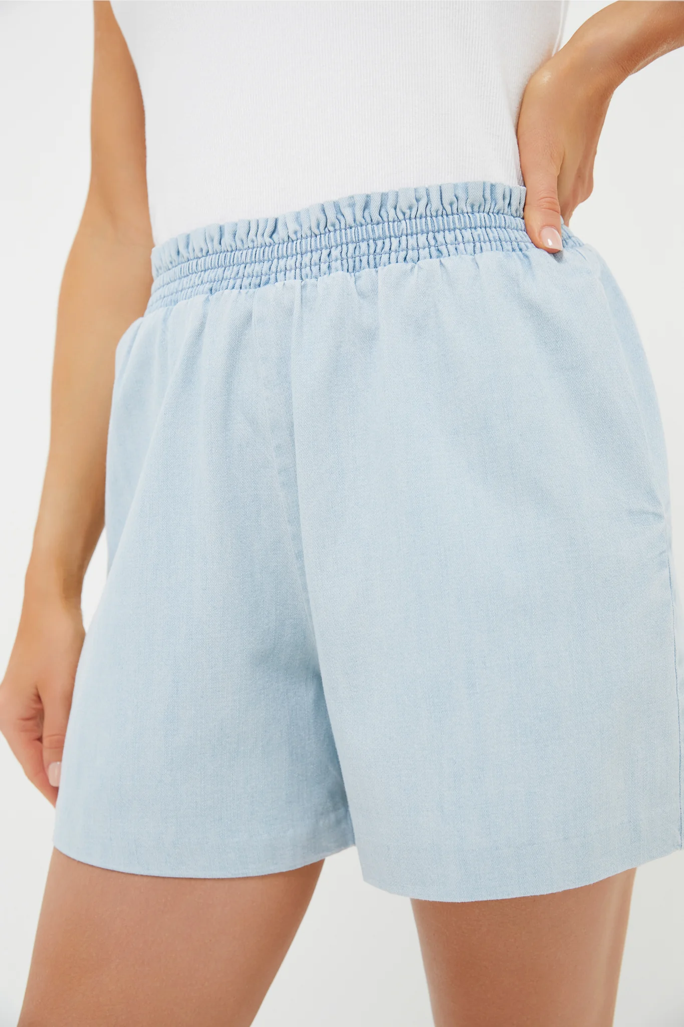 Light Wash Denim Kieran Short - Image 5