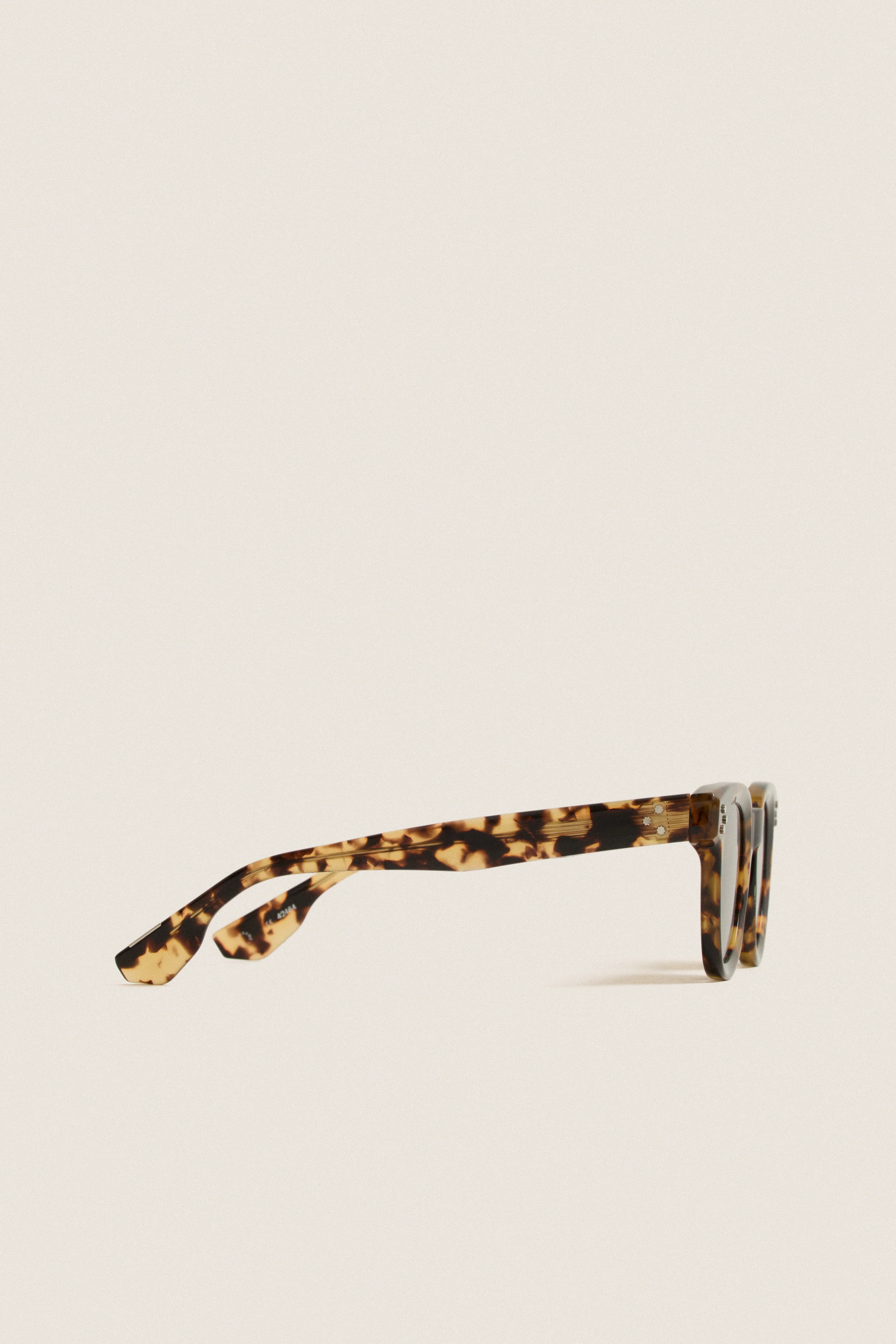 Nikko Tortoise Devon Sunglasses - Image 4