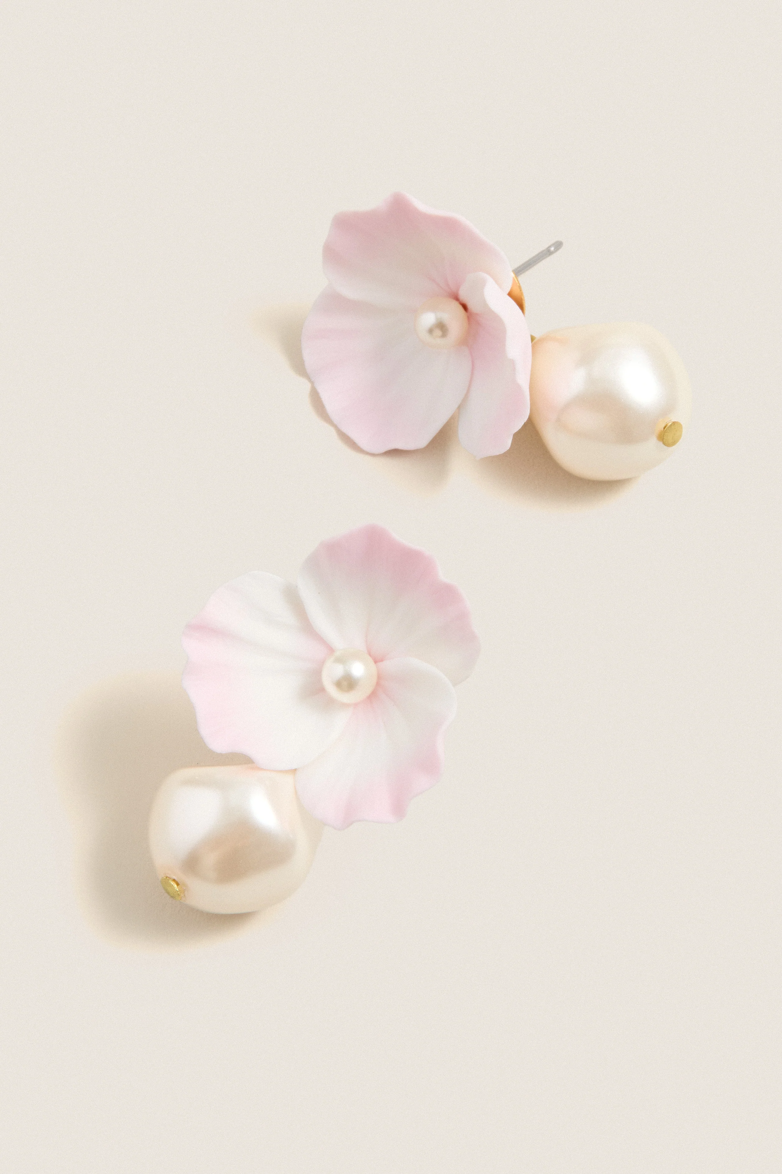 Peony Clarabel Earrings - Image 3