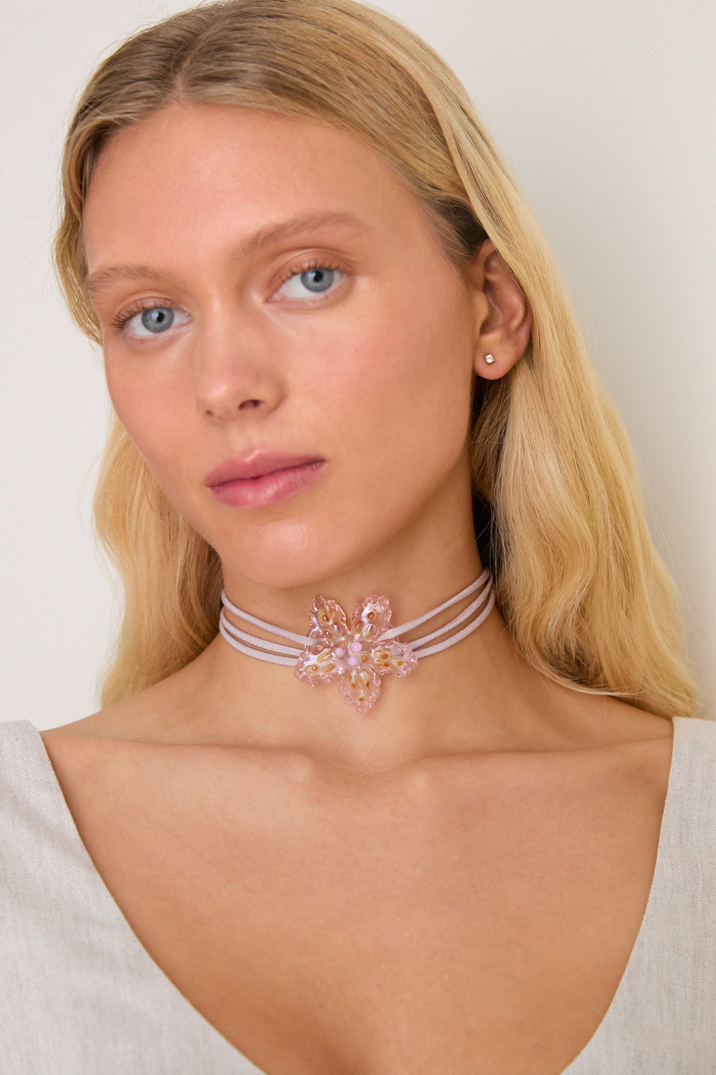 Pink Glass Betta Necklace - Image 3