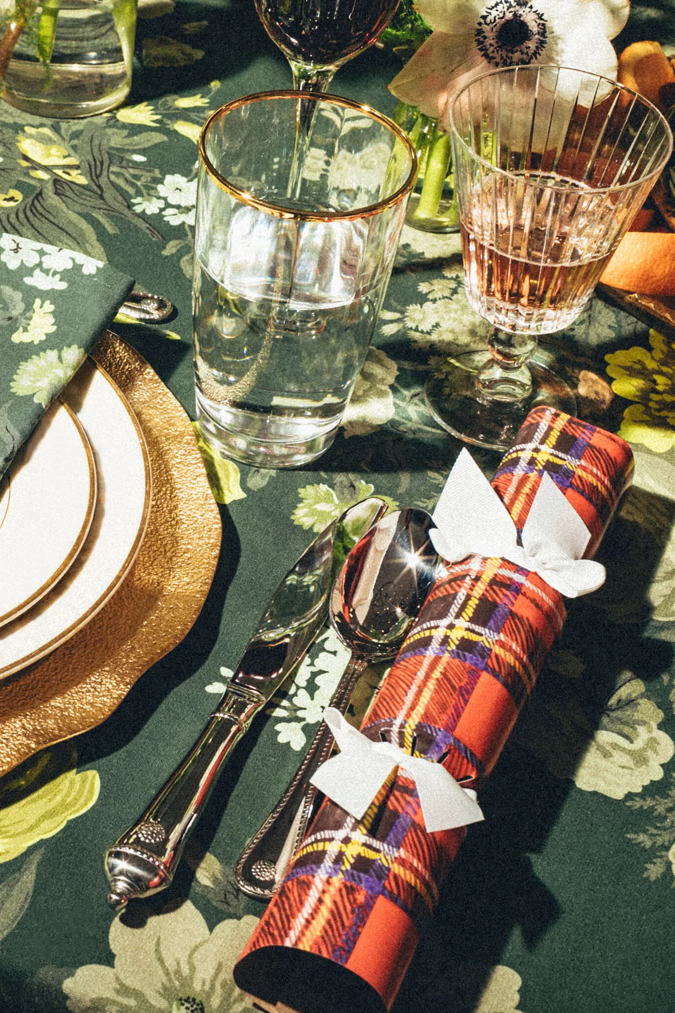 Red Plaid Poppers Set of 6 - Image 2