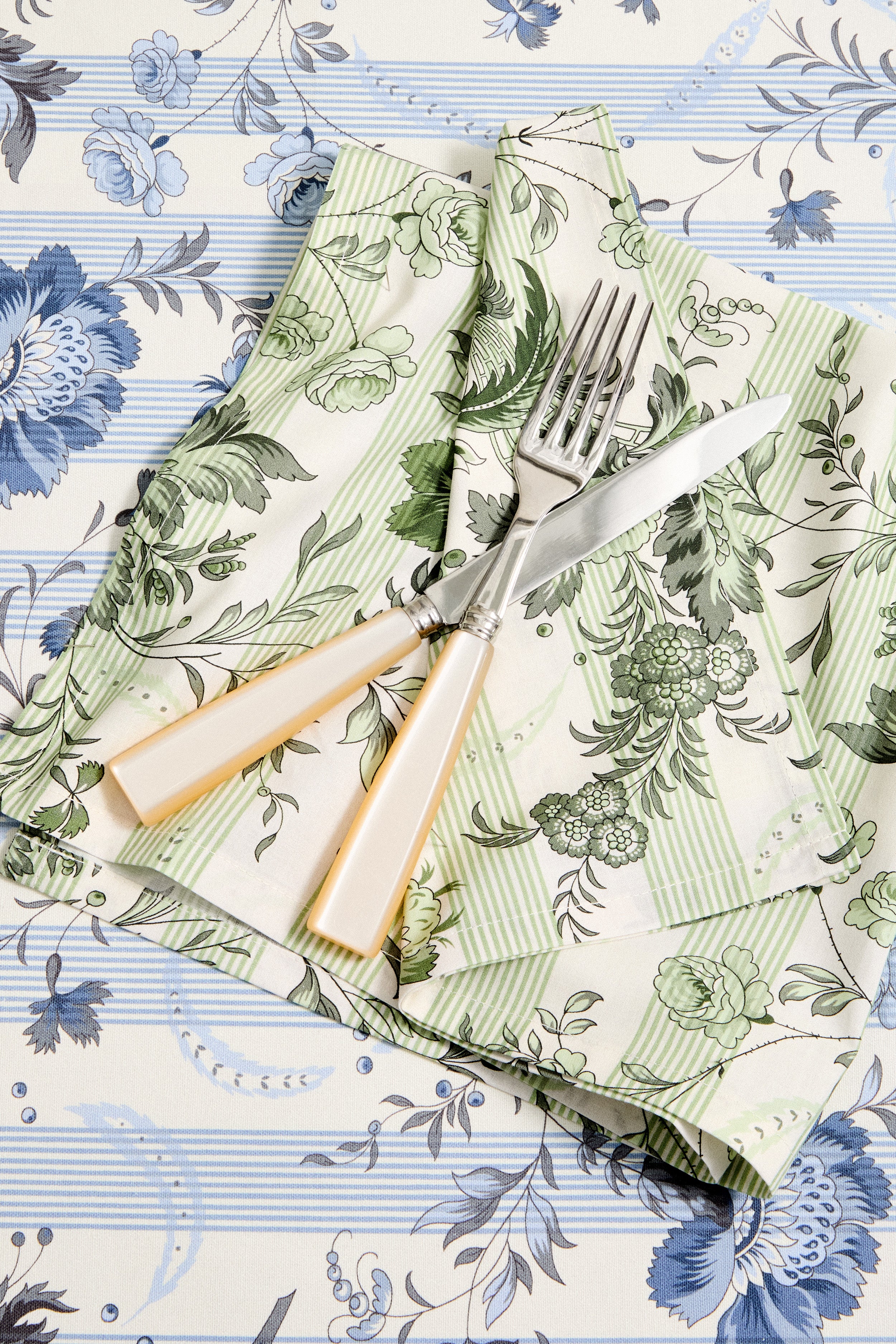 Sage Powder Room Chintz Printed Napkins Set of 4 - Image 2