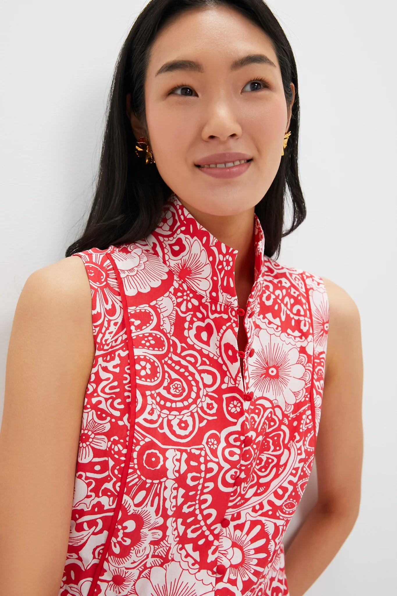 Sleeveless Red & White Floral Hillsborough Midi Dress - Image 5