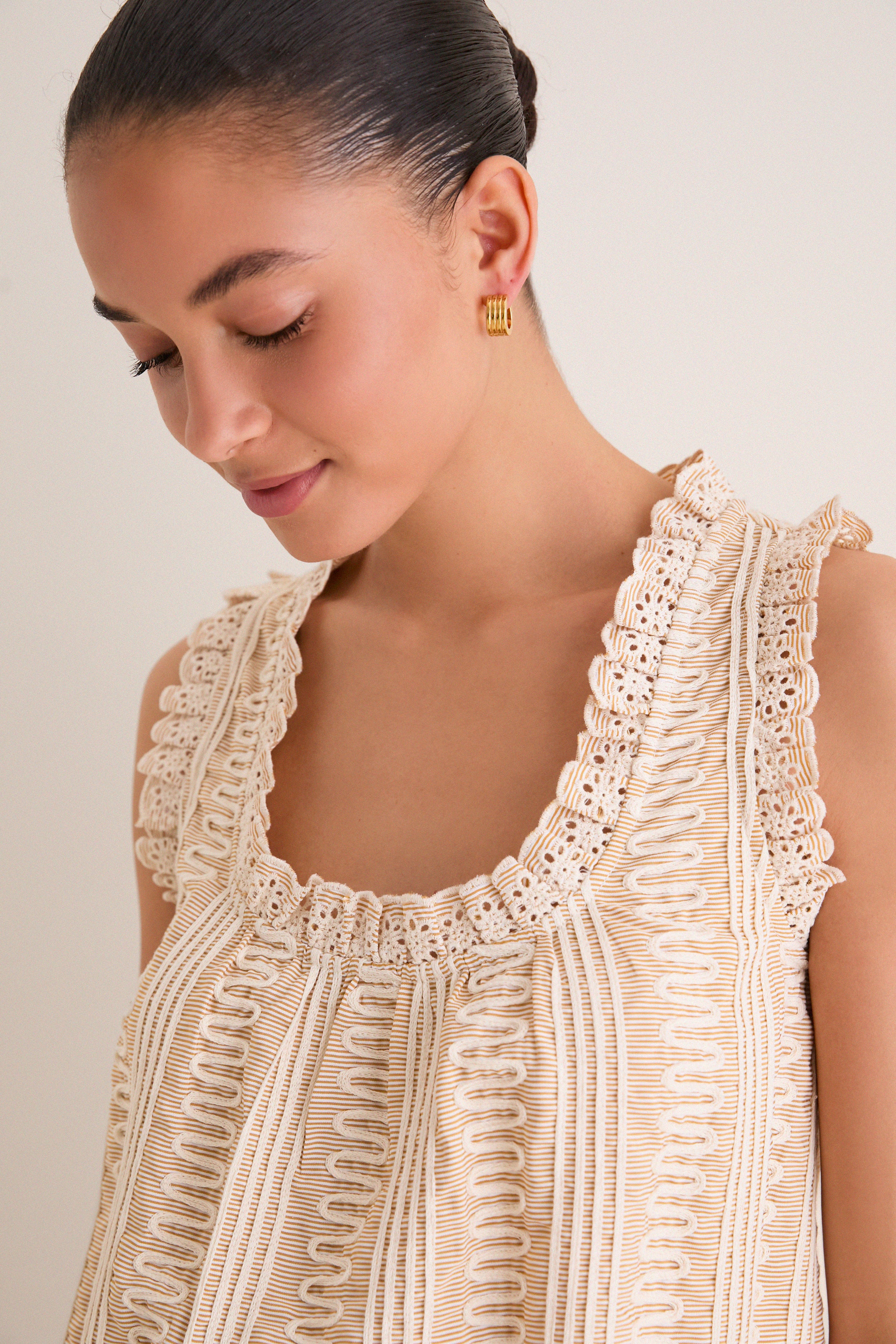 Tan & Cream Applique Valerie Mini Dress - Image 5