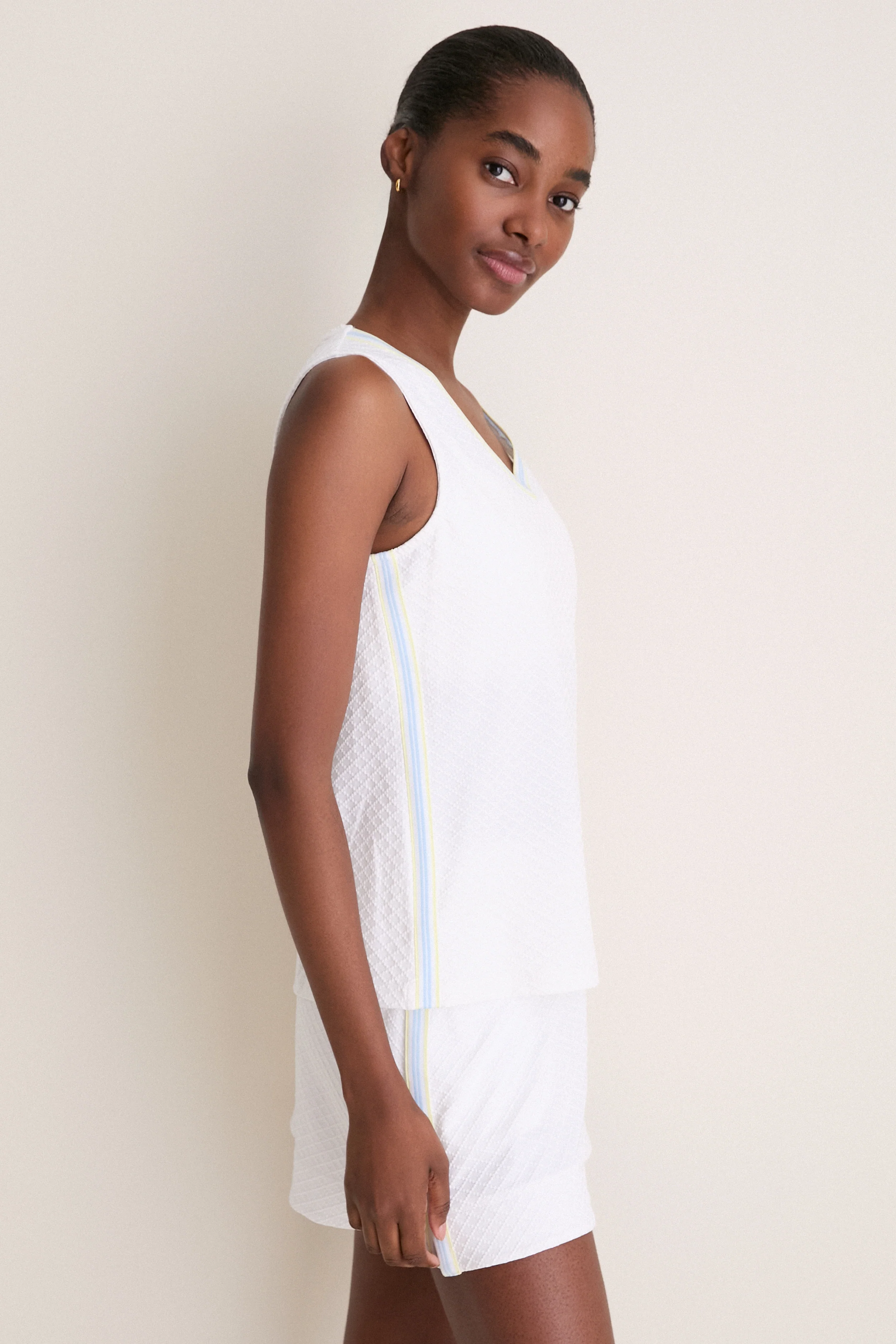 Trellis Meyer V-Neck - Image 3