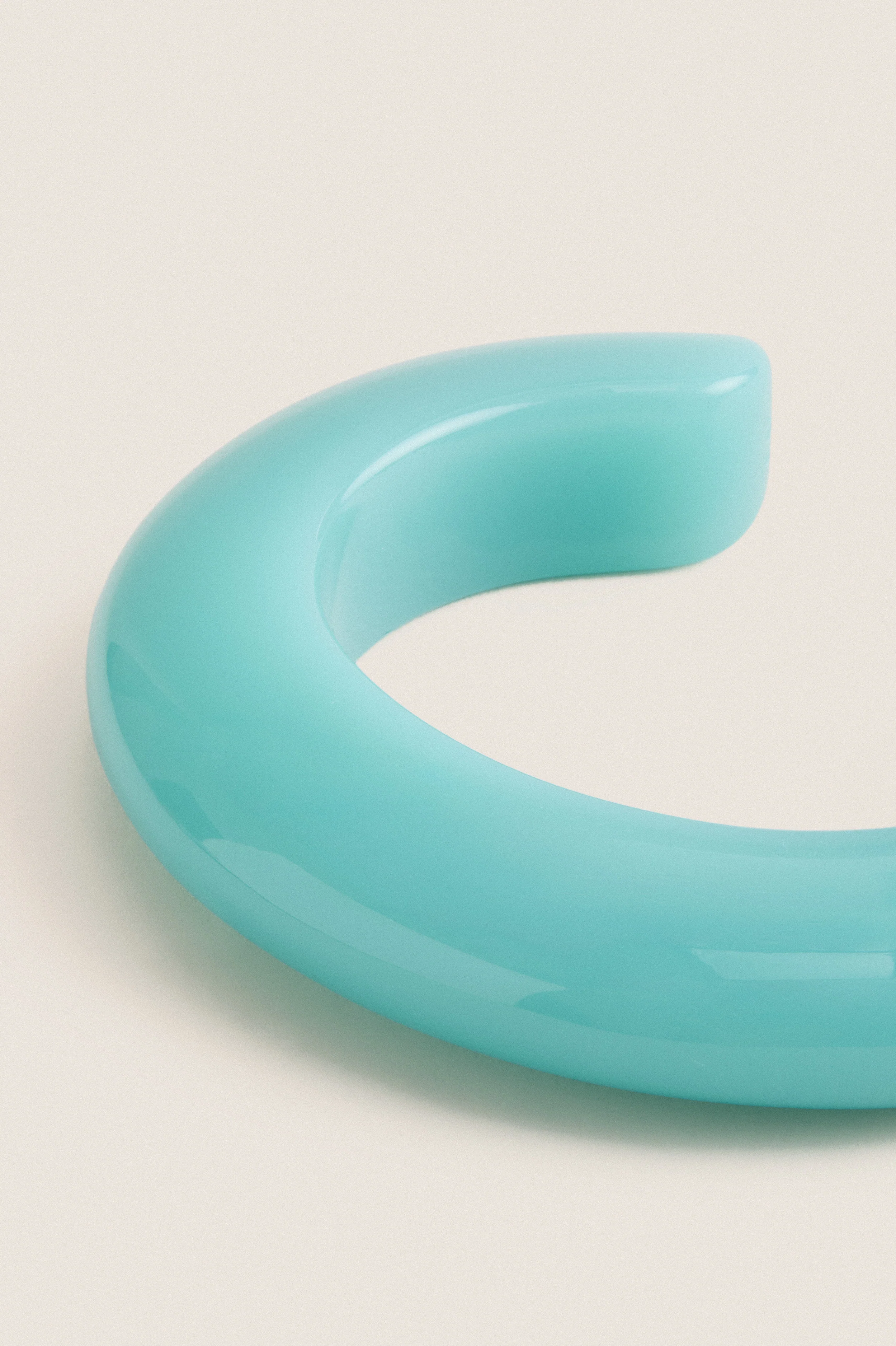 Tuckernuck x Lizzie Fortunato Glacier Blue Ridge Cuff - Image 4