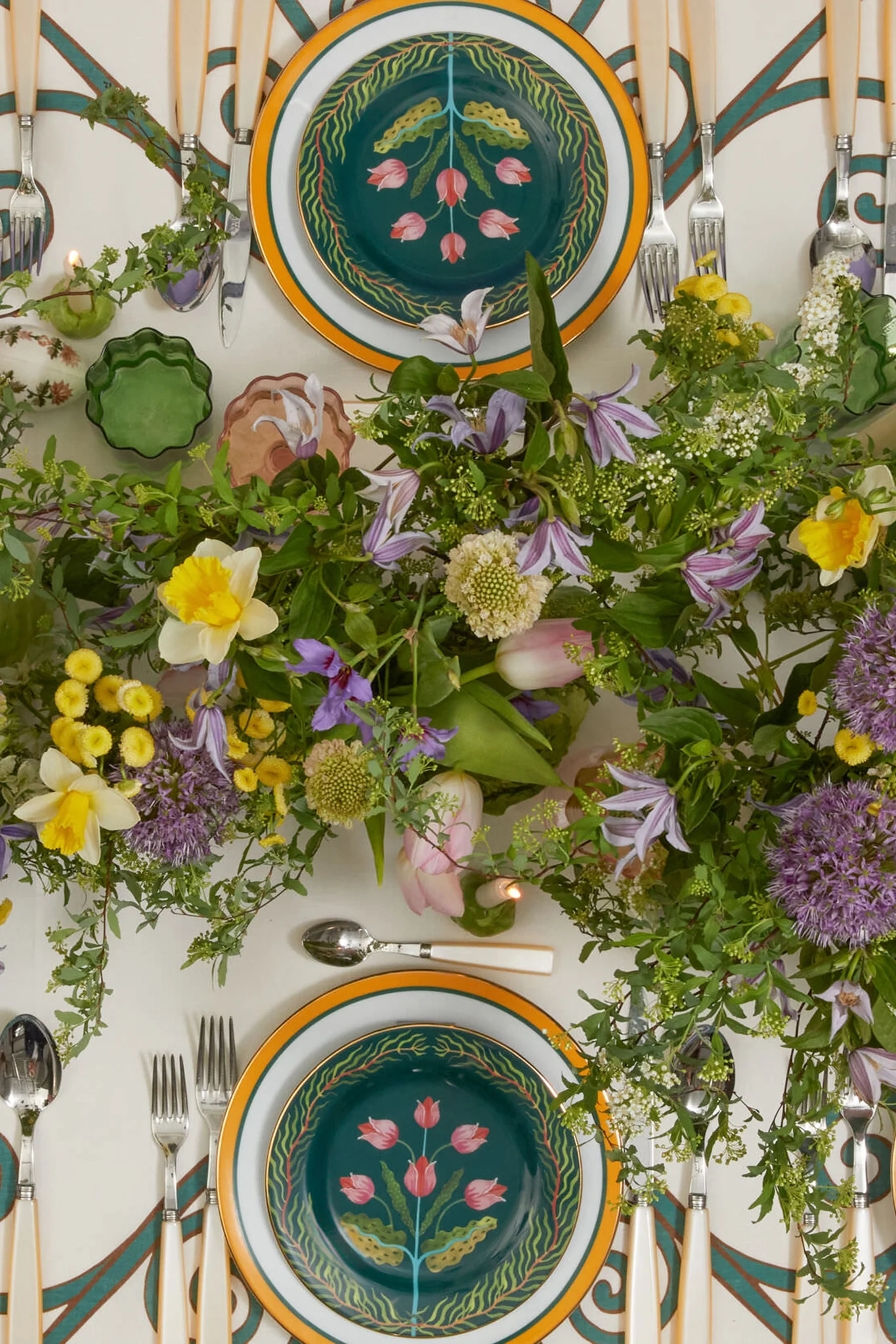 Tulip Dessert Plate Set of 2 - Image 5