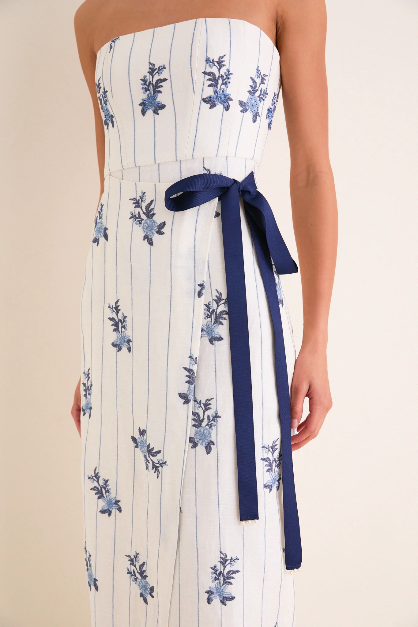 Valle Cinefila Strapless Maxi Dress - Image 6