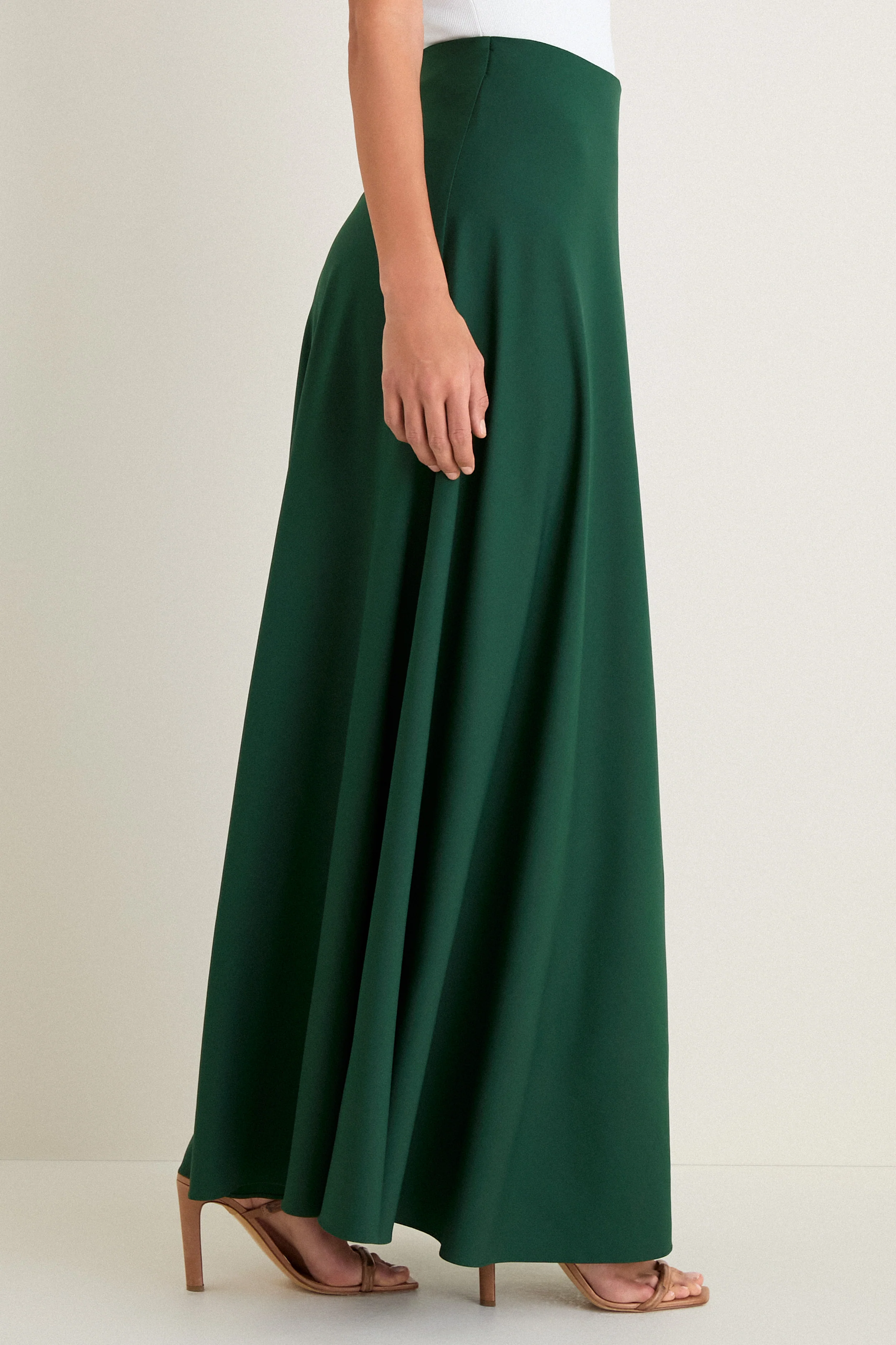 Verdant Green Crepe Colbert Maxi Skirt - Image 3