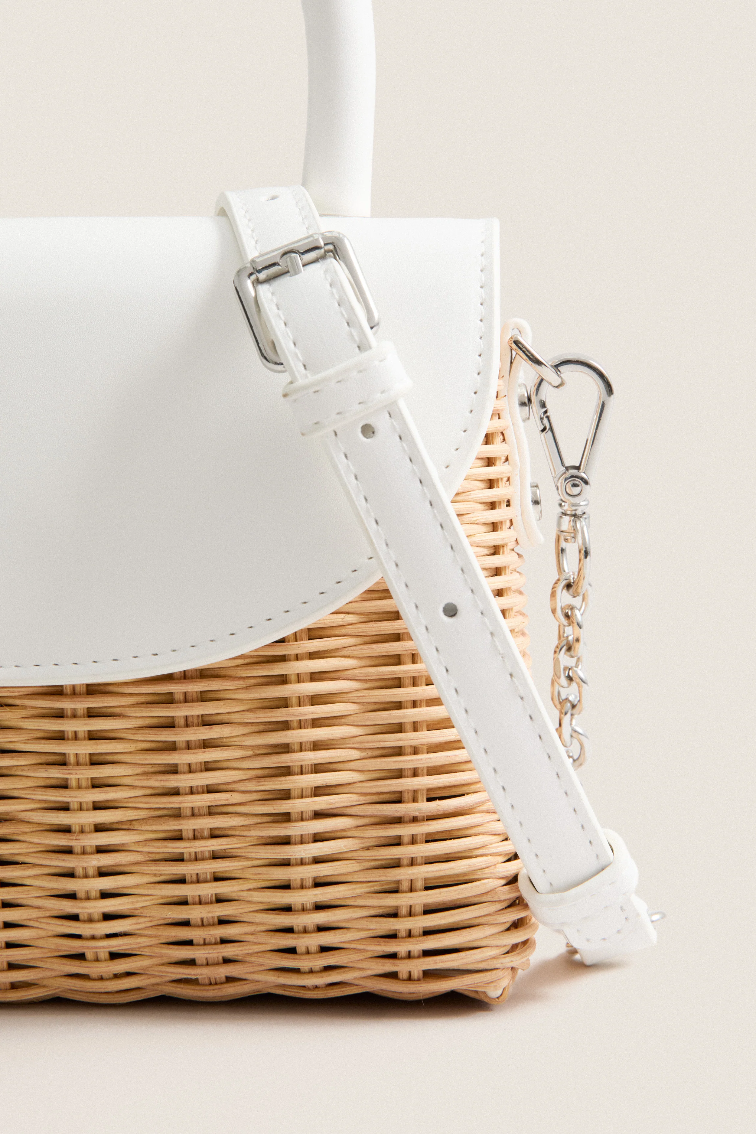White Elle Wicker Top Handle - Image 5