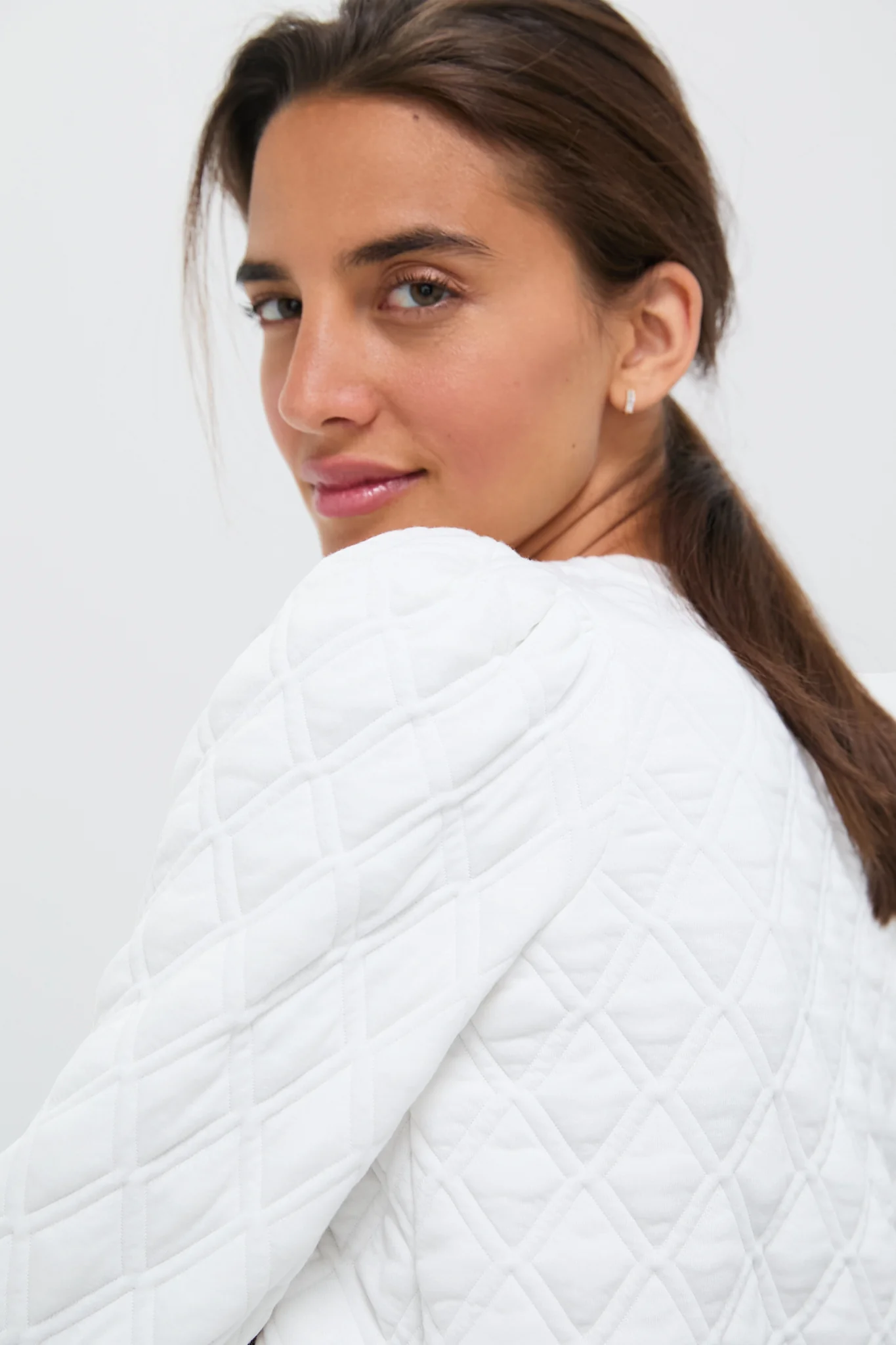 White Puff Sleeve Quilted Stretch Campbell Pullover - Image 6